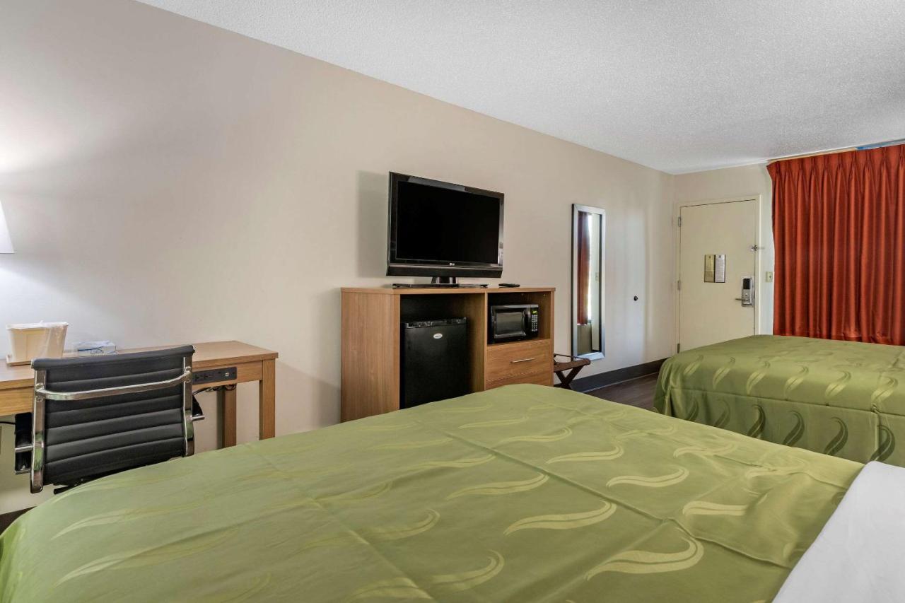 Quality Inn Брунсуик Екстериор снимка