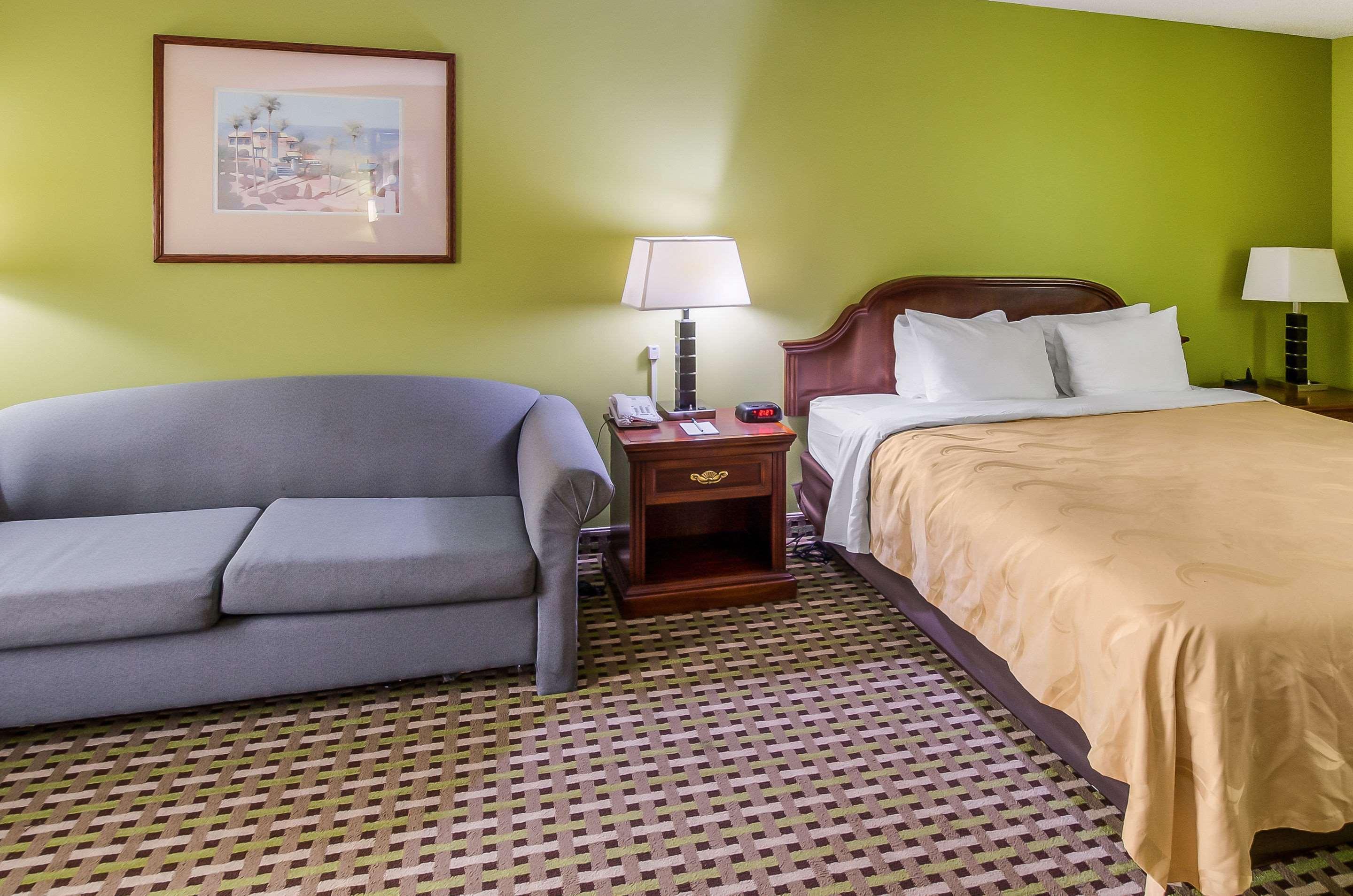 Quality Inn Брунсуик Екстериор снимка